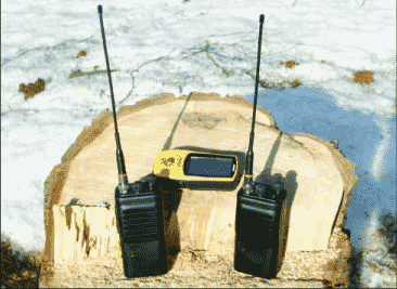 Фото радиостанций Беркут-601м2 из журнала Калибр.ру - интересного журнала об охотничьем снаряжении